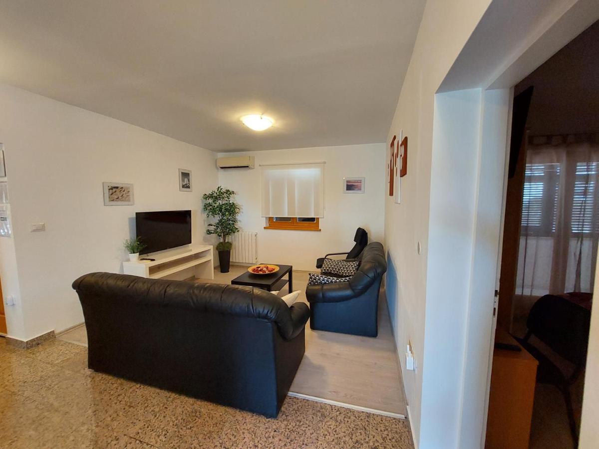 Apartment Luisa Пореч Екстериор снимка